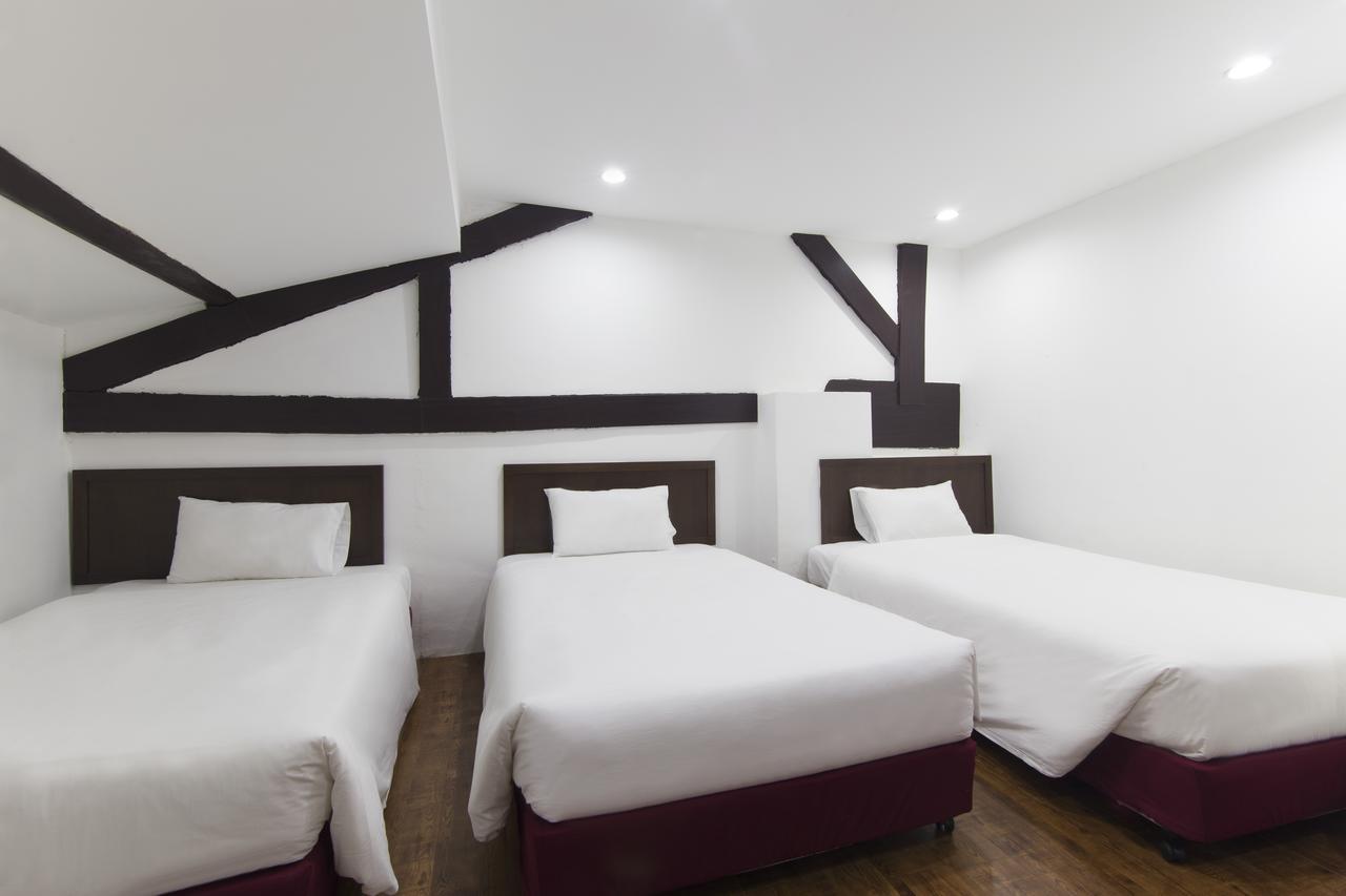 ג'ורג' טאון Charlies Boutique Hotel מראה חיצוני תמונה